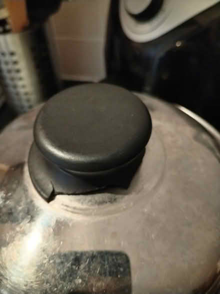 Photo of free Viners saucepan set (Hollybrook SO16) #2