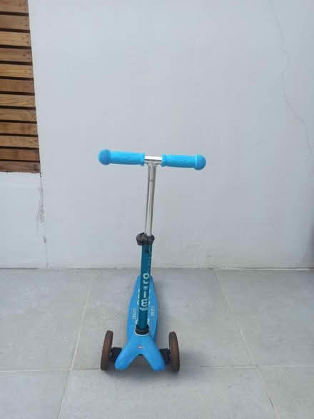 Photo of free Micro scooter (Clapham SW11) #1