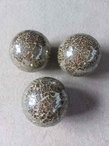 Photo of free 3 ornamental balls (Beetham LA7) #1