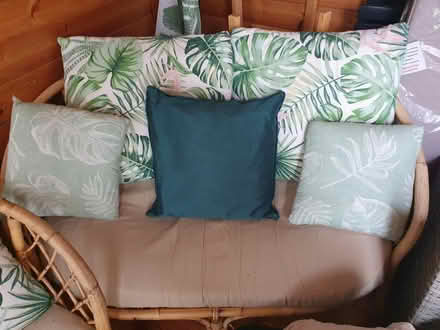 Photo of free Cane garden set with cushions (Smeatharpe) #1