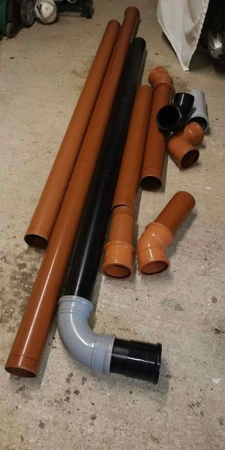 Photo of free Soil pipe - assorted lengths (Kidlington OX5) #1
