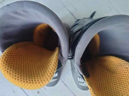 Photo of free Salomon ski boots (SE24) #2