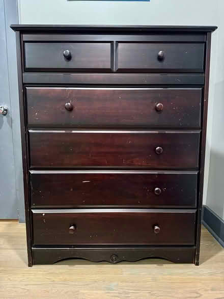 Photo of free Solid Wood Bedroom Furniture Set (Piedmont Heights) #4