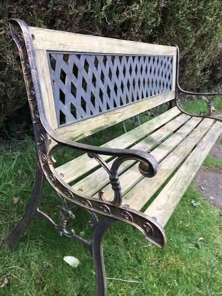 Photo of free Garden Bench (Coallville LE67) #4