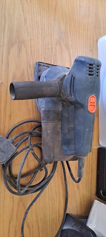 Photo of free Electric sander (Grantham, Lincolnshire) #1