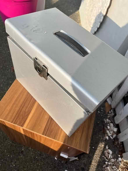 Photo of free Metal filing cabinet (Chalkwell SS0) #2