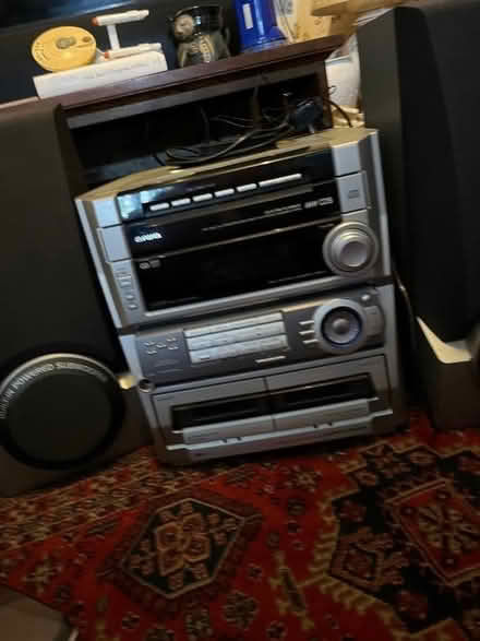 Photo of free Aiwa cd/radio/tape dev hi fi (Presteigne LD8) #1