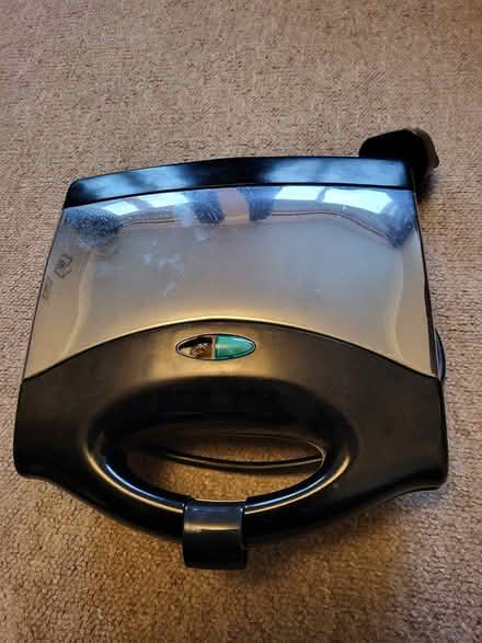 Photo of free Tesco sandwich toaster (Nuneaton CV10) #2