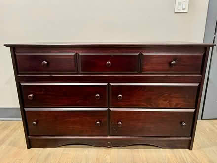 Photo of free Solid Wood Bedroom Furniture Set (Piedmont Heights) #2