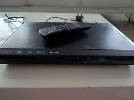 Photo of free DVD player (Thrupp GL5) #1