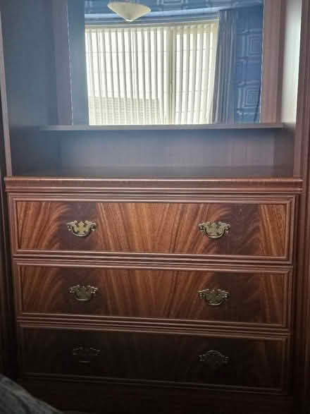 Photo of free Mahogany Bedroom Furniture Set (Sundon Park LU3) #1