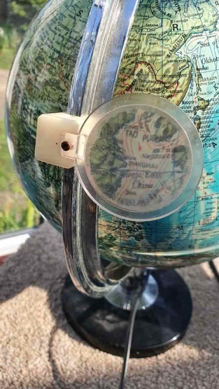 Photo of free Light up globe (Chafford Hundred RM16) #4