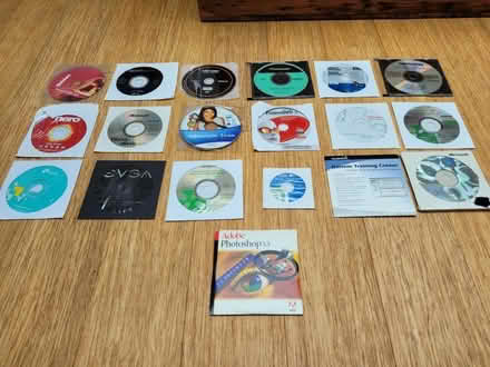 Photo of free a bunch of old software installers (Walton-on-Thames KT12) #1