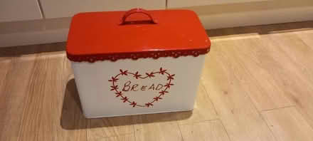 Photo of free Bread bin (Welwyn, Oaklands. AL6) #1
