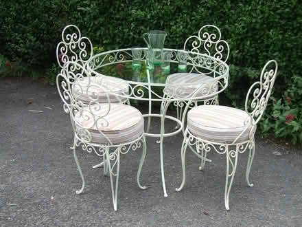 Photo of French Patio Tabel & Chairs (Colonial Heights, Sacramento) #4