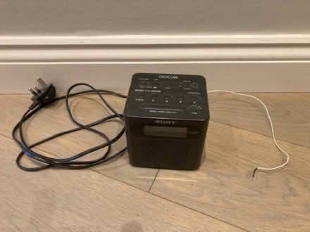 Photo of free Bedside alarm clock (Royal Leamington Spa CV32) #3