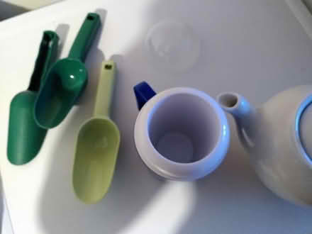 Photo of free Teapot, slushie maker, game, book (Upper Arncott OX25) #3