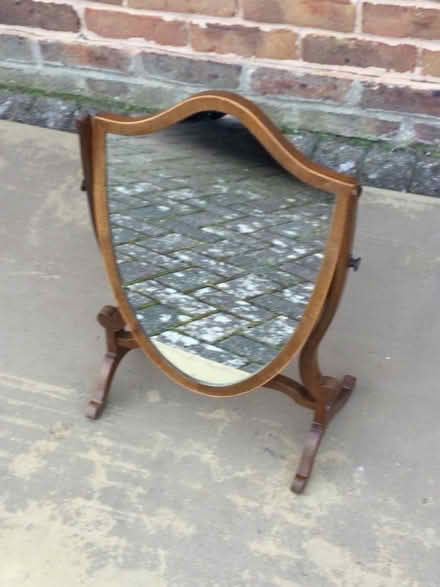 Photo of free Coffee table, dressing mirror, bedside table (Brasenose OX11) #2