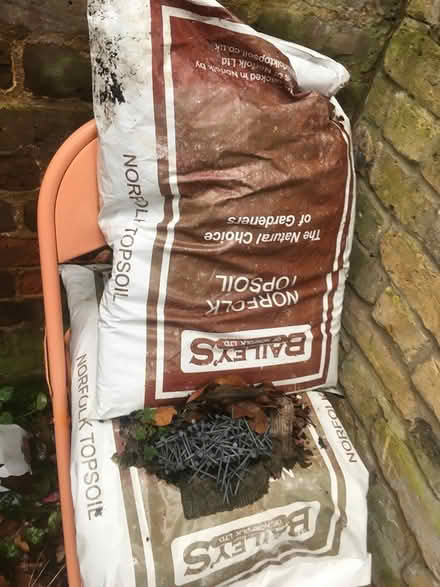 Photo of free planters, compost, watering can (W6) #2