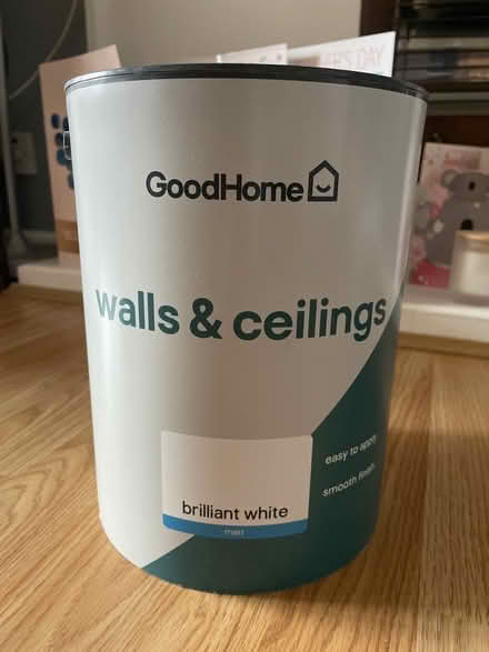 Photo of free Matt brilliant white paint (Battersea SW11) #1