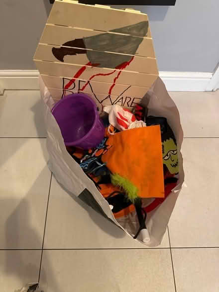 Photo of free Halloween stuff (SG5) #1