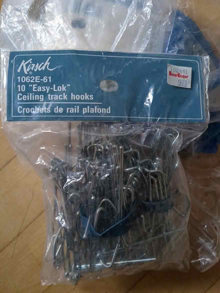 Photo of free Curtain hooks (Hunt Club/Prince of Wales) #1