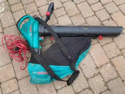 Photo of free Bosch leaf vacuum (corded) (Bowbridge GL5) #3