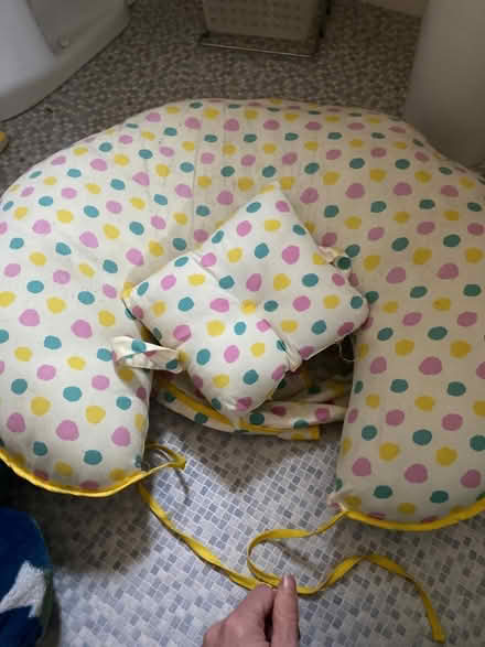 Photo of free Baby feeding stuff (Kirkintilloch G66) #2