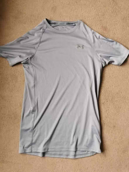 Photo of free Under Armour speed stride T-shirt - mens small (North Road) #1