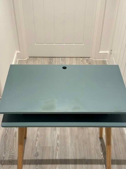 Photo of free Desk (Walthamstow E17) #3