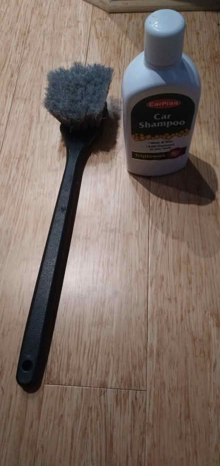 Photo of free Car shampoo and brush (Iffley Road OX4) #1