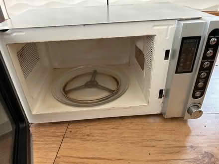 Photo of free Microwave (Heartsease NR7) #1