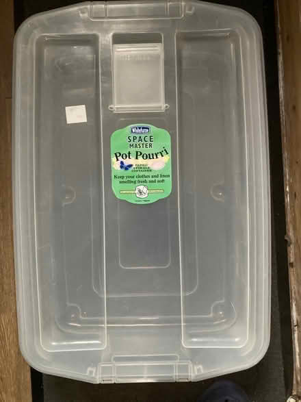Photo of free Plastic, storage box with lid (Bilton CV22) #3