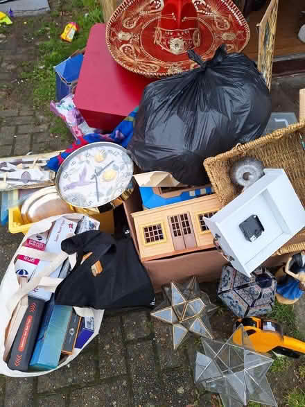 Photo of free Having a clearout (knaphill) (GU21) #4