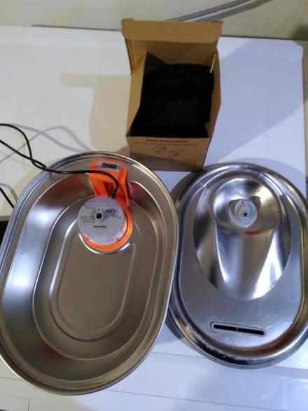 Photo of free Pet water fountain (working) (Upper Arncott OX25) #2