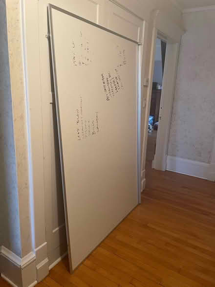 Photo of free White board (Elgin) #1