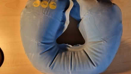Photo of free Travel neck support for flights (GU11) #1