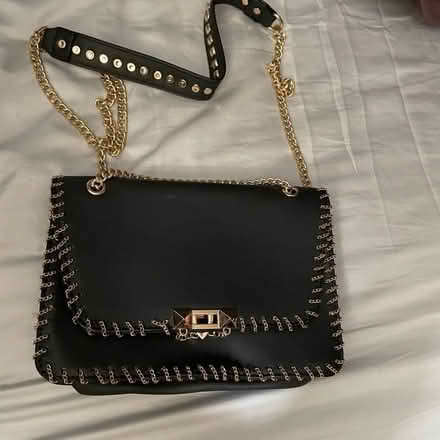 Photo of free Vegan Leather purses (Columbia) #1