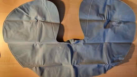 Photo of free Travel neck support for flights (GU11) #3