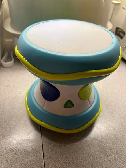 Photo of free ELC musical toys (Calcot RG31) #1