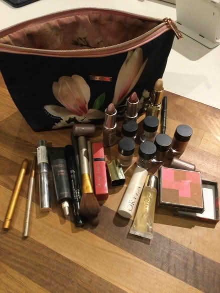 Photo of free Makeup and ted baker wash bag (Winwick WA2) #2