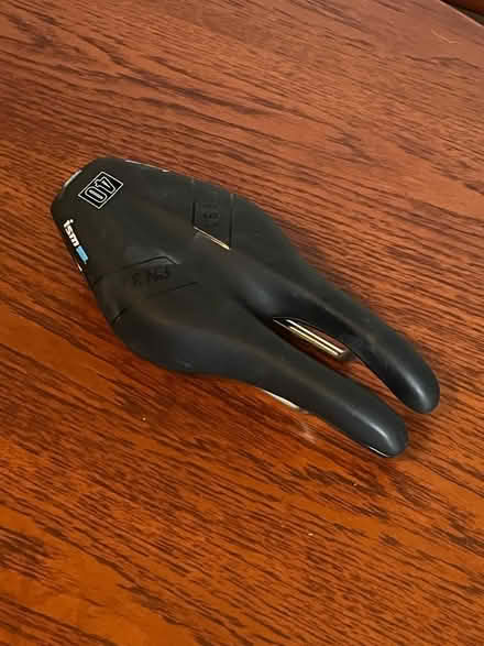 Photo of free Bike seat (HA0) #1