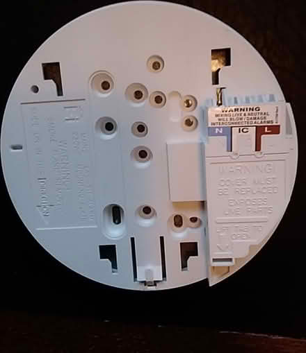Photo of free Wired in smoke detector (Greenhill S8) #1