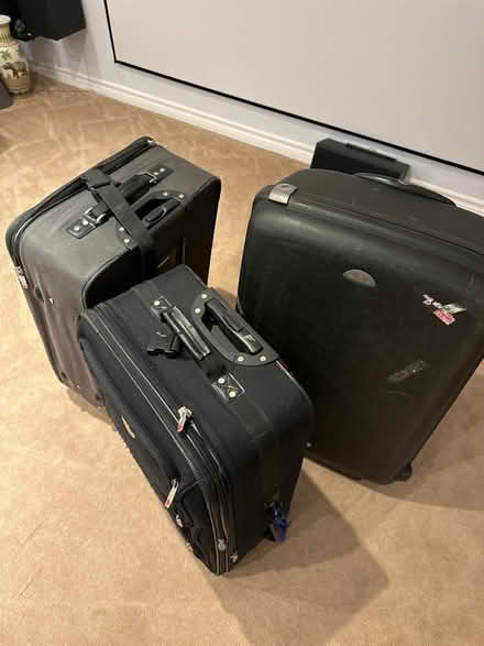 Photo of free Suitcases #3 (Dundas and Eighth line) #1