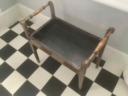 Photo of free Piano stool (Southsea PO5) #1