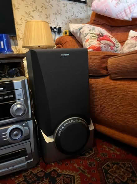 Photo of free Aiwa cd/radio/tape dev hi fi (Presteigne LD8) #2