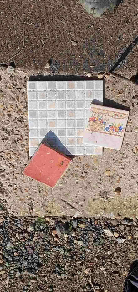 Photo of free Tiles (Battle TN33) #1