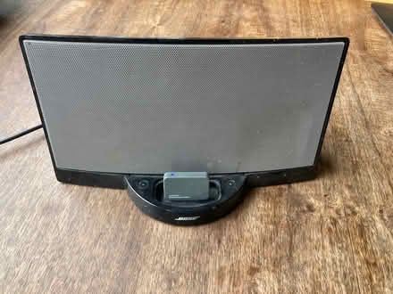 Photo of free Bose speaker w Bluetooth receiver (Islington EC1) #1