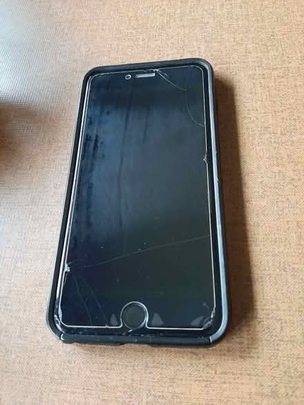 Photo of iPhone to update current iphone (Lower Assendon RG9) #2