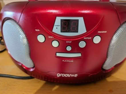 Photo of free CD player/radio (Bilton HG1) #2
